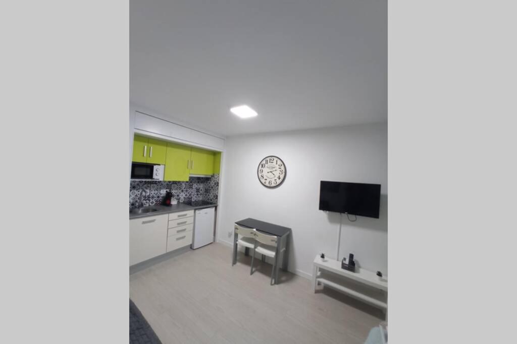 Apartamento Con Piscina A 2 Minutos De La Playa!!! Lloret de Mar Exterior photo